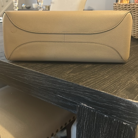 Kate Spade Tote - Picture 5 of 7